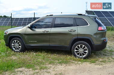 Позашляховик / Кросовер Jeep Cherokee 2018 в 