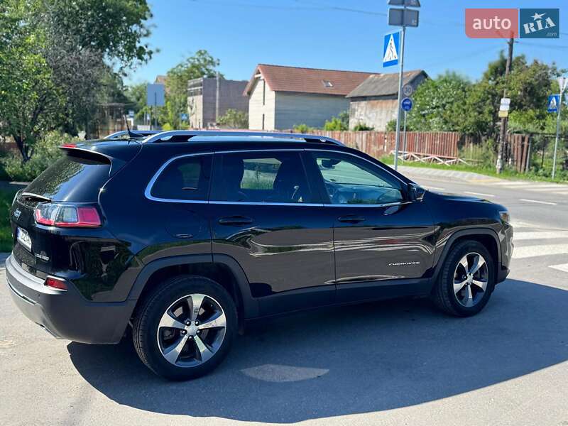 Позашляховик / Кросовер Jeep Cherokee 2018 в Києві