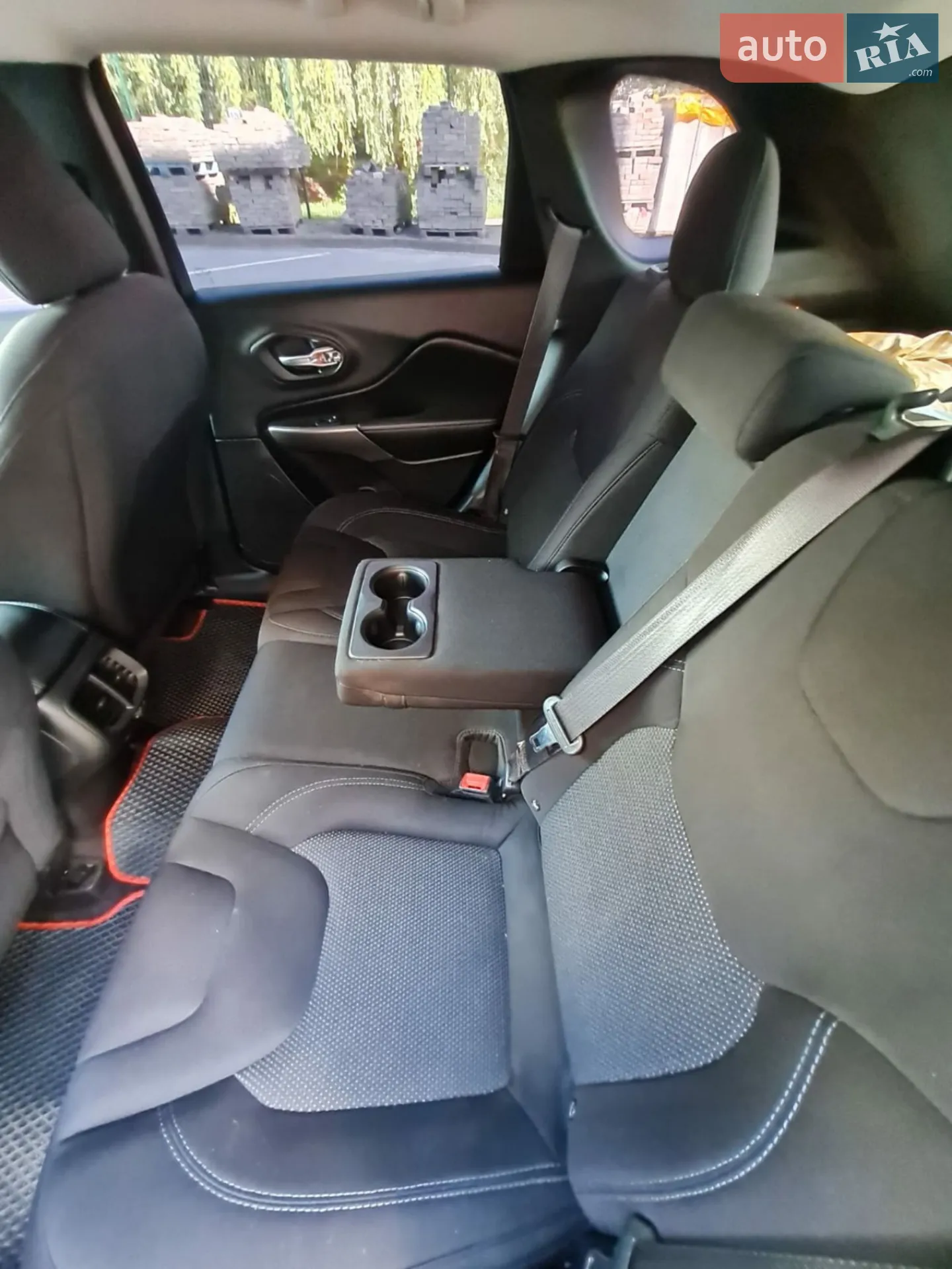 2018 Jeep Cherokee - мініатюра 8