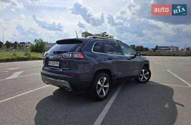 Внедорожник / Кроссовер Jeep Cherokee 2020 в 