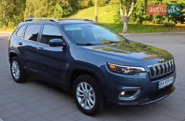 Внедорожник / Кроссовер Jeep Cherokee 2019 в 