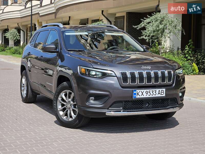 Позашляховик / Кросовер Jeep Cherokee 2021 в Києві