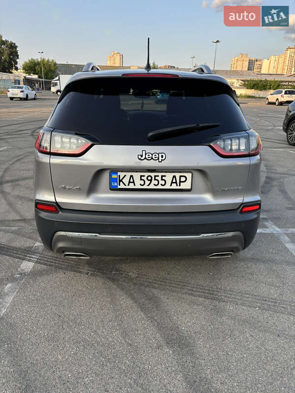 Позашляховик / Кросовер Jeep Cherokee 2018 в Києві