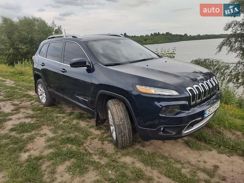 Внедорожник / Кроссовер Jeep Cherokee 2015 в Прилуках
