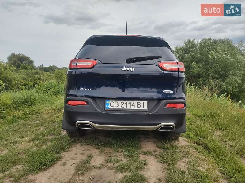 Внедорожник / Кроссовер Jeep Cherokee 2015 в Прилуках