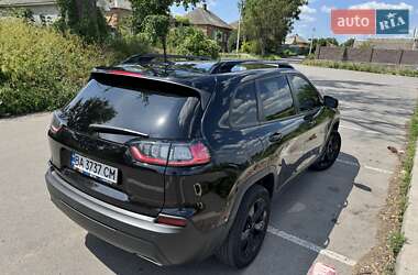 Внедорожник / Кроссовер Jeep Cherokee 2019 в 