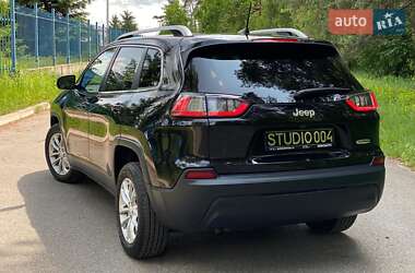 Внедорожник / Кроссовер Jeep Cherokee 2018 в 
