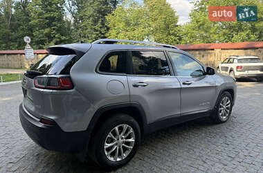 Внедорожник / Кроссовер Jeep Cherokee 2018 в 