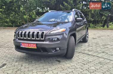 Внедорожник / Кроссовер Jeep Cherokee 2014 в 