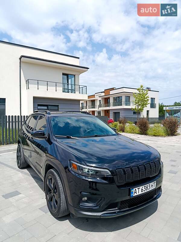 Внедорожник / Кроссовер Jeep Cherokee 2019 в Ивано-Франковске