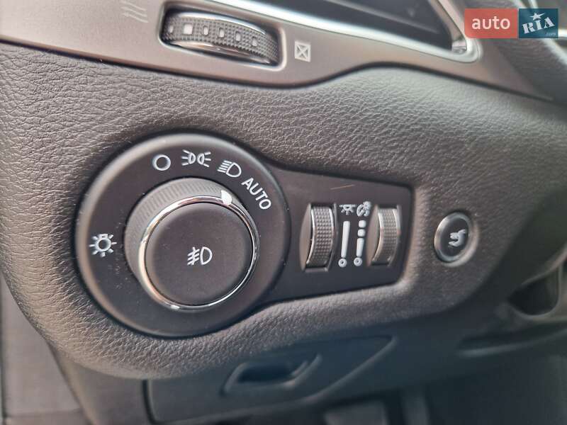Внедорожник / Кроссовер Jeep Cherokee 2020 в Днепре