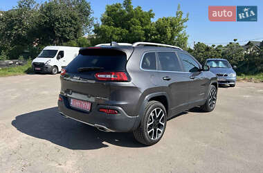 Внедорожник / Кроссовер Jeep Cherokee 2016 в 