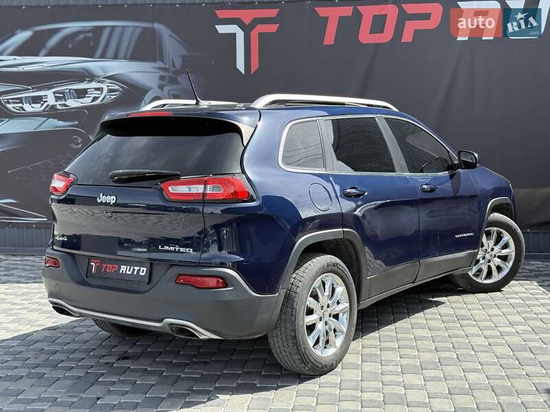 Позашляховик / Кросовер Jeep Cherokee 2015 в Львові