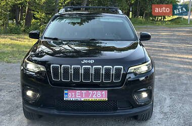 Позашляховик / Кросовер Jeep Cherokee 2019 в 