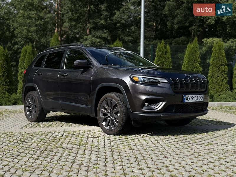 Jeep Cherokee 2021