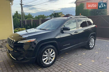 Внедорожник / Кроссовер Jeep Cherokee 2015 в Хмельницком