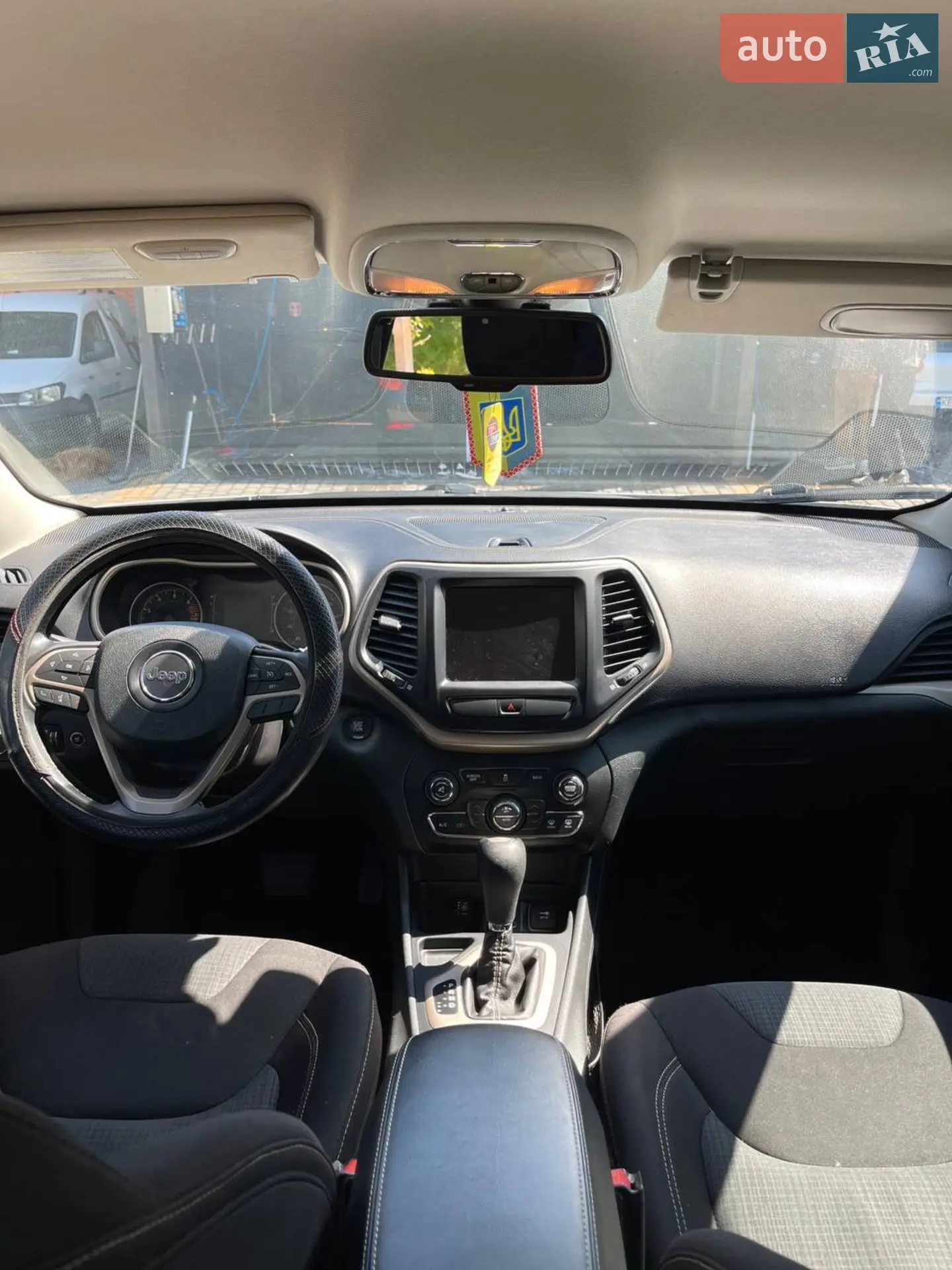 2015 Jeep Cherokee - мініатюра 12