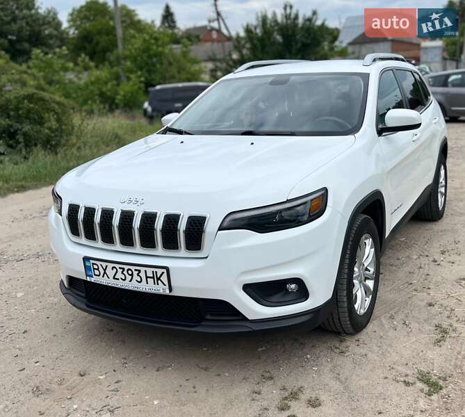 Внедорожник / Кроссовер Jeep Cherokee 2018 в Хмельницком