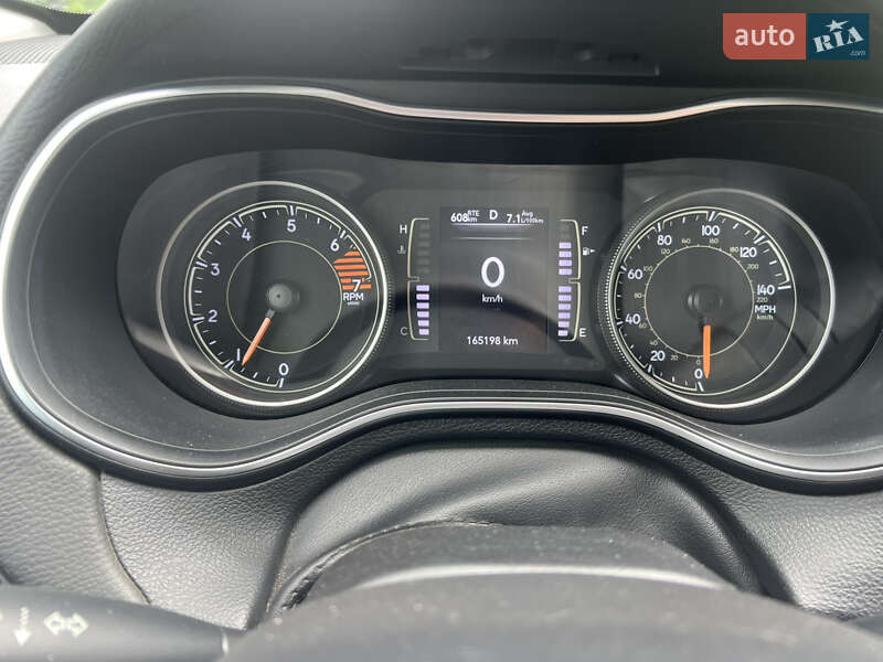 Внедорожник / Кроссовер Jeep Cherokee 2018 в Хмельницком