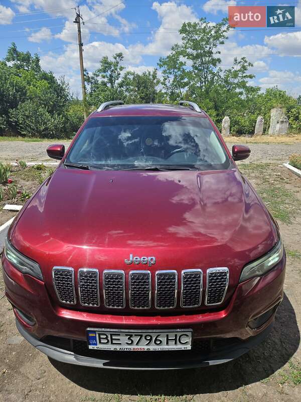 Внедорожник / Кроссовер Jeep Cherokee 2018 в Баштанке