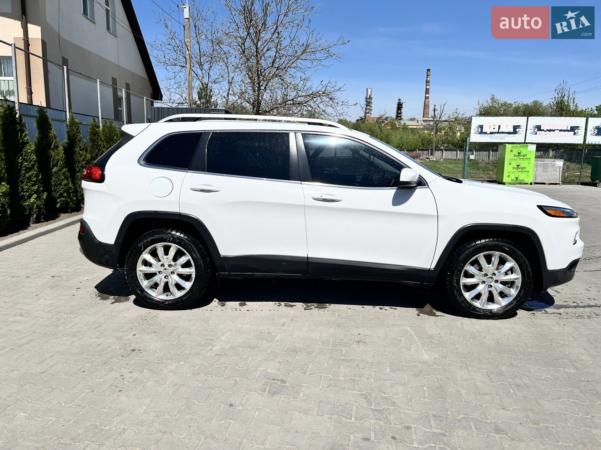 2015 Jeep Cherokee - мініатюра 3