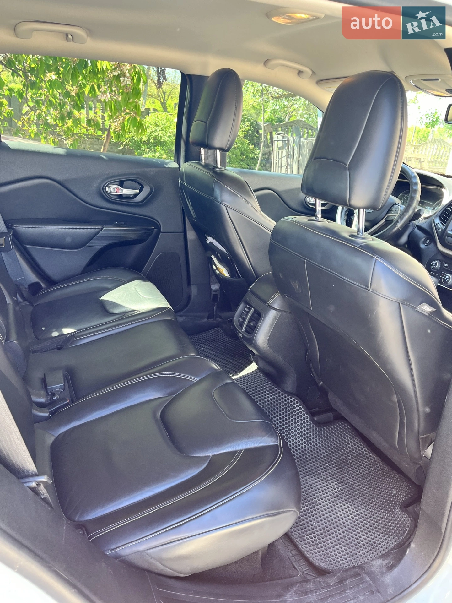 2015 Jeep Cherokee - мініатюра 15