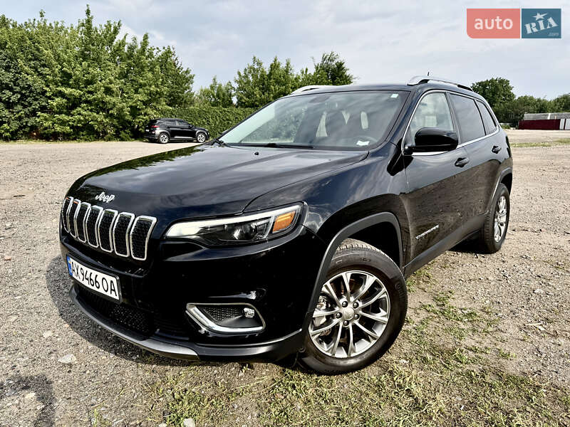 Внедорожник / Кроссовер Jeep Cherokee 2018 в Харькове