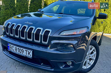 Внедорожник / Кроссовер Jeep Cherokee 2014 в Трускавце