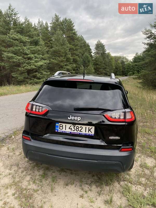 Внедорожник / Кроссовер Jeep Cherokee 2018 в Кременчуге