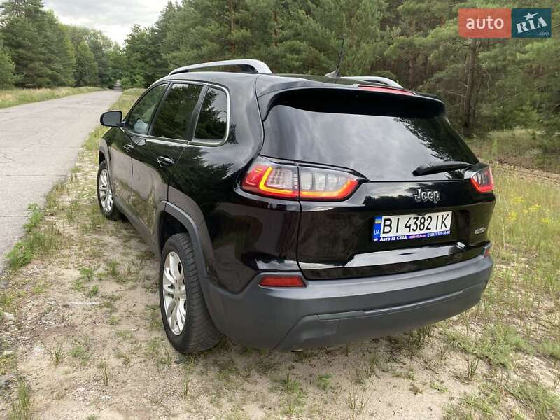 Внедорожник / Кроссовер Jeep Cherokee 2018 в Кременчуге