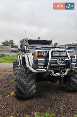 Внедорожник / Кроссовер Jeep Cherokee 1999 в Житомире