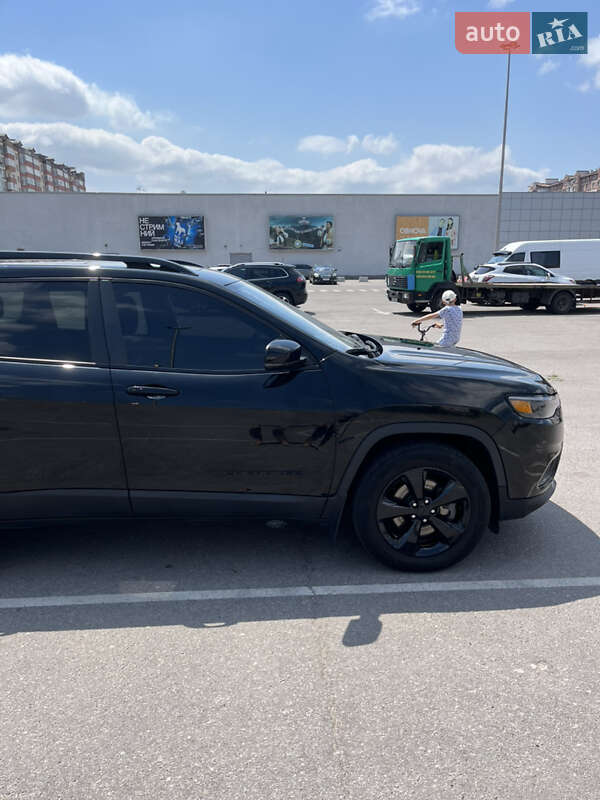 Внедорожник / Кроссовер Jeep Cherokee 2019 в Ивано-Франковске