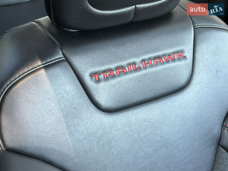 Позашляховик / Кросовер Jeep Cherokee 2021 в Києві