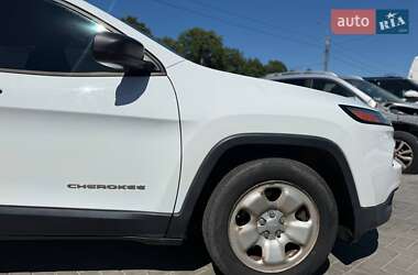 Внедорожник / Кроссовер Jeep Cherokee 2017 в 