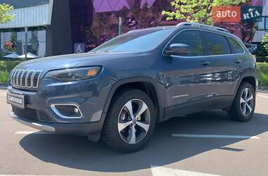 Внедорожник / Кроссовер Jeep Cherokee 2020 в 