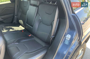 Внедорожник / Кроссовер Jeep Cherokee 2020 в 