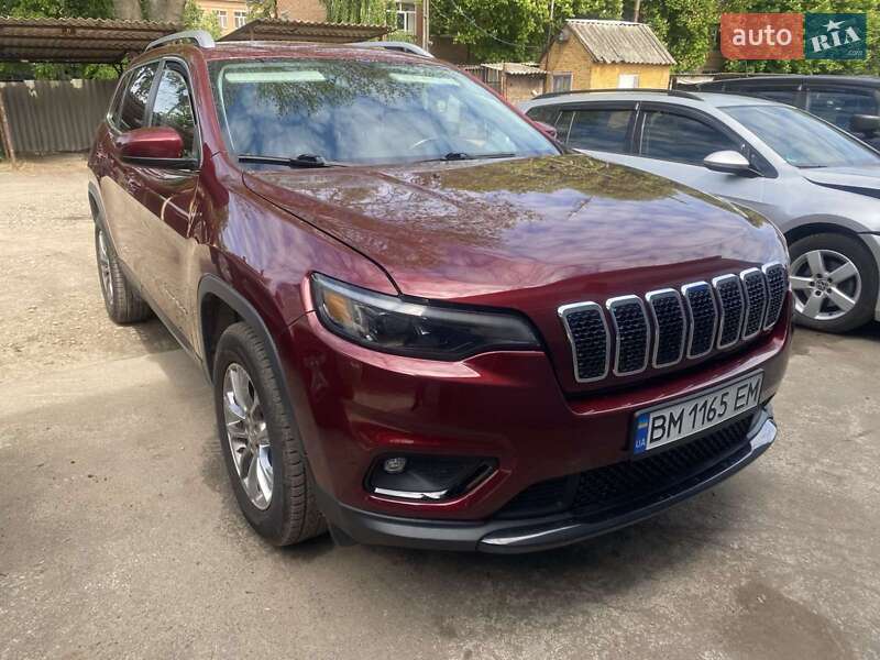 Внедорожник / Кроссовер Jeep Cherokee 2018 в 