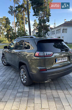 Позашляховик / Кросовер Jeep Cherokee 2019 в 