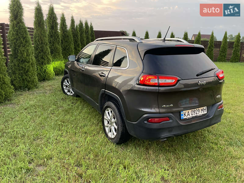 Позашляховик / Кросовер Jeep Cherokee 2016 в Києві