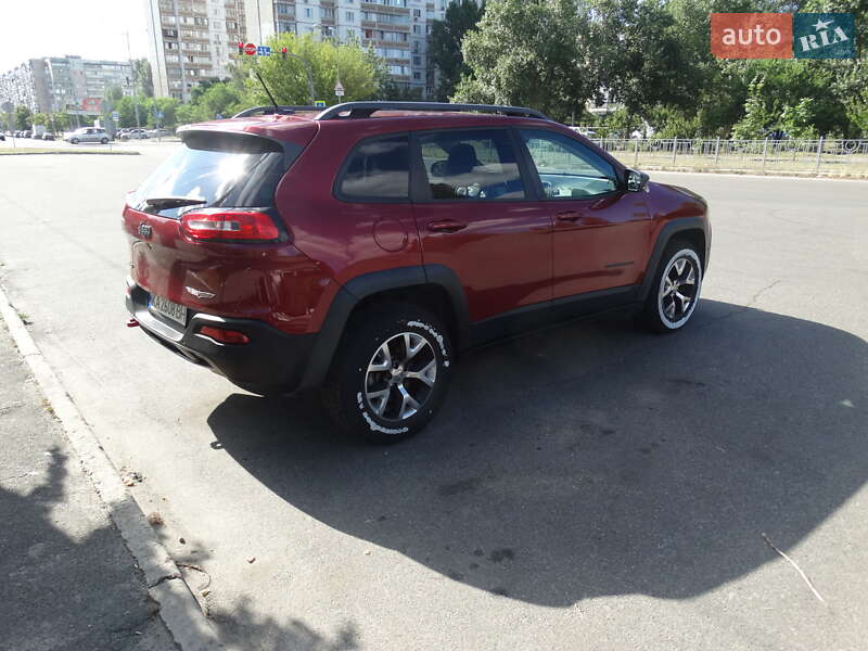 Внедорожник / Кроссовер Jeep Cherokee 2015 в Киеве фото 5 Внедорожник / Кроссовер Jeep Cherokee 2015 в Киеве