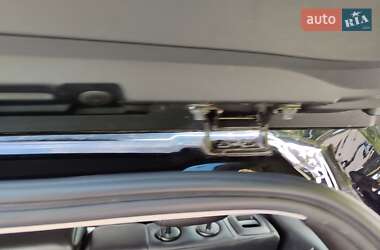 Внедорожник / Кроссовер Jeep Cherokee 2019 в 