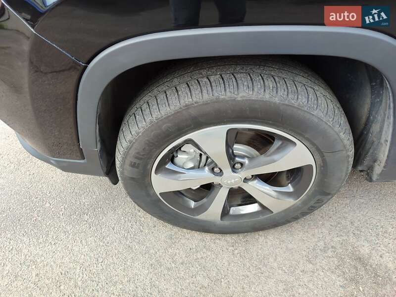 Внедорожник / Кроссовер Jeep Cherokee 2019 в Ровно