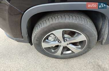 Внедорожник / Кроссовер Jeep Cherokee 2019 в 