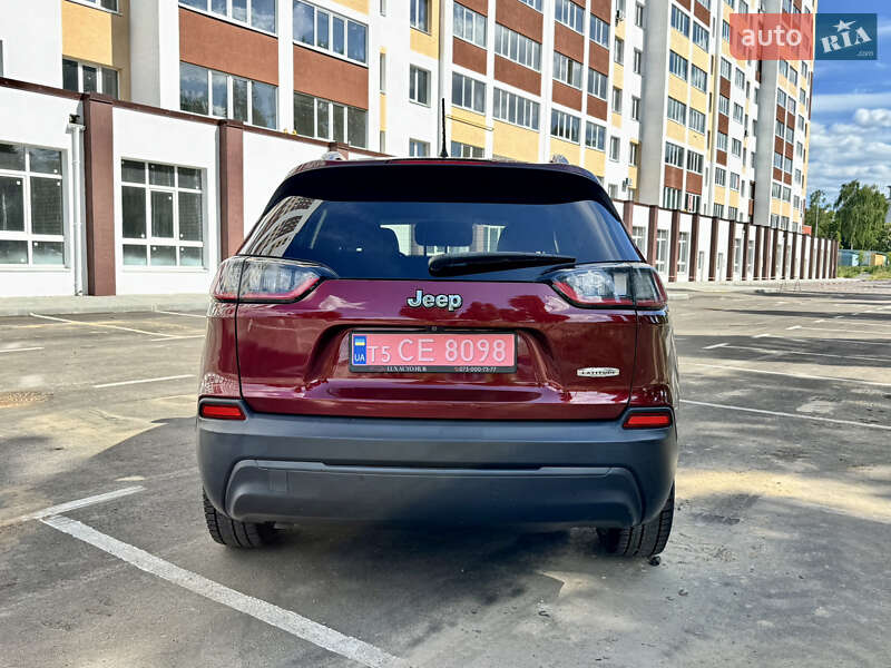 Внедорожник / Кроссовер Jeep Cherokee 2019 в Киеве