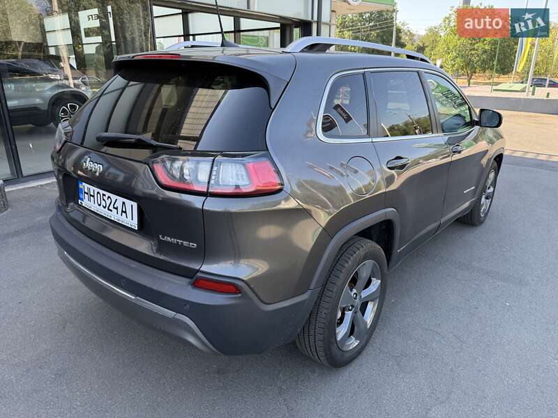 Внедорожник / Кроссовер Jeep Cherokee 2019 в Одессе