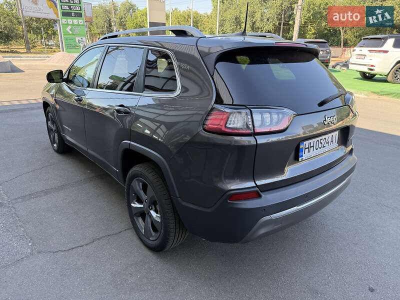 Внедорожник / Кроссовер Jeep Cherokee 2019 в Одессе