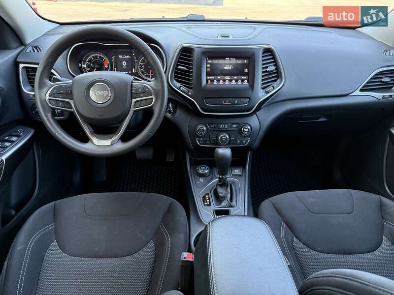 Внедорожник / Кроссовер Jeep Cherokee 2020 в Одессе