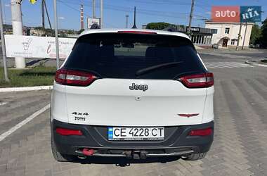 Внедорожник / Кроссовер Jeep Cherokee 2015 в 