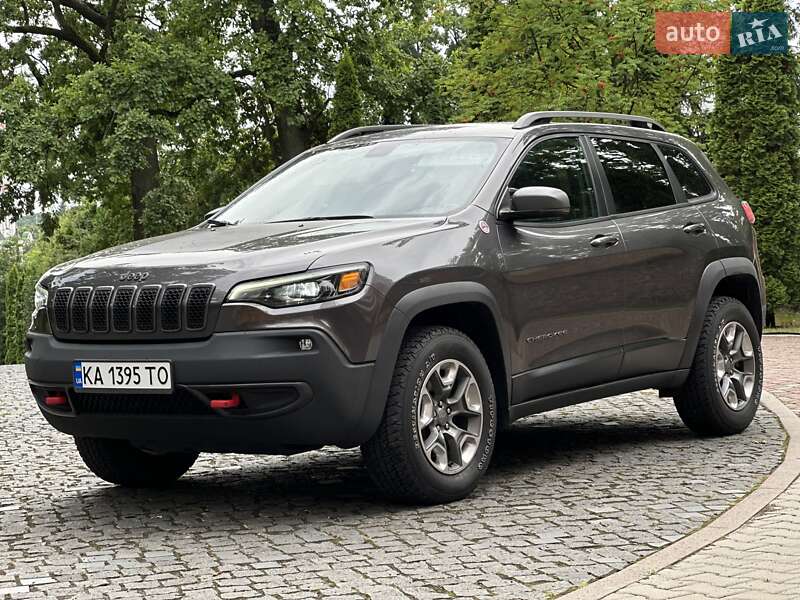 Внедорожник / Кроссовер Jeep Cherokee 2018 в Киеве