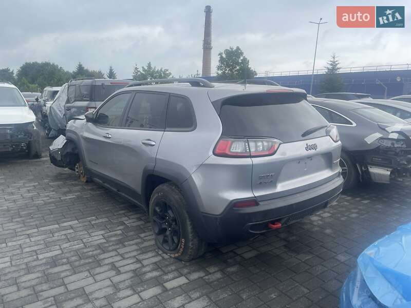 Jeep Cherokee 2021